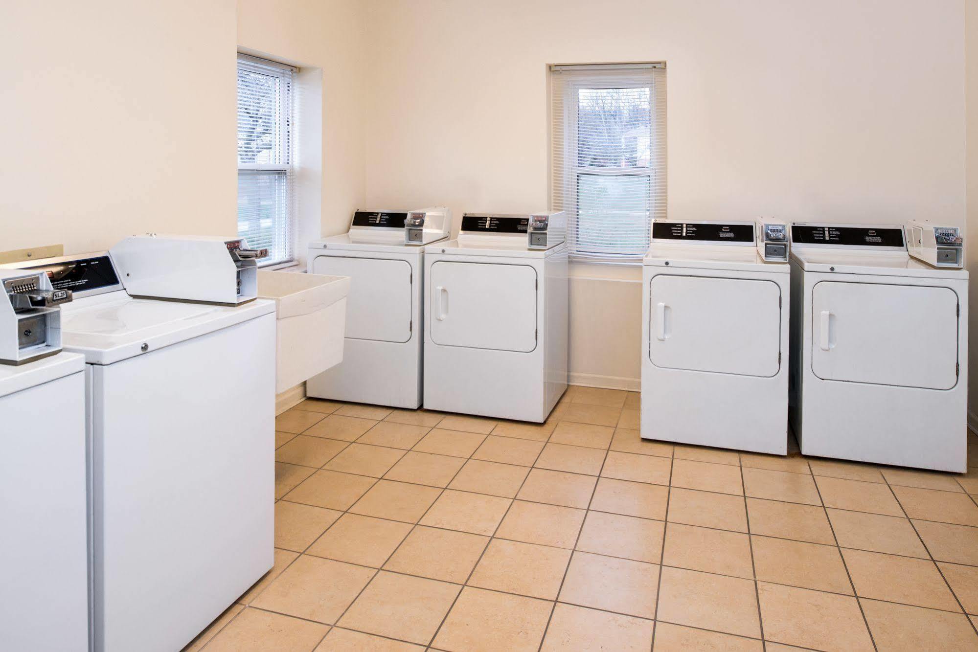 Charwood Suites Columbus Eksteriør billede